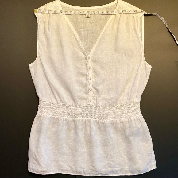 BANANA REPUBLIC White Linen Too | Covered Buttons - Picture 3 of 9